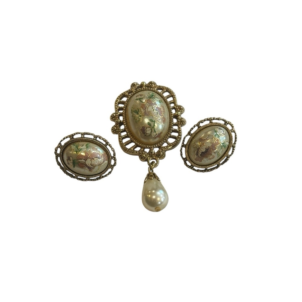 Vtg Gold Tone Brooch Earrings Set Floral Cameo Style Pearl Drop Clip On Jewelry